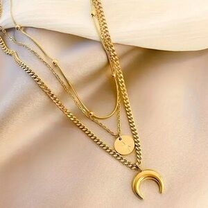 Multi-Layer Chain Necklace with Star and Moon / Y2K Hip-Hop Street Style Vintage